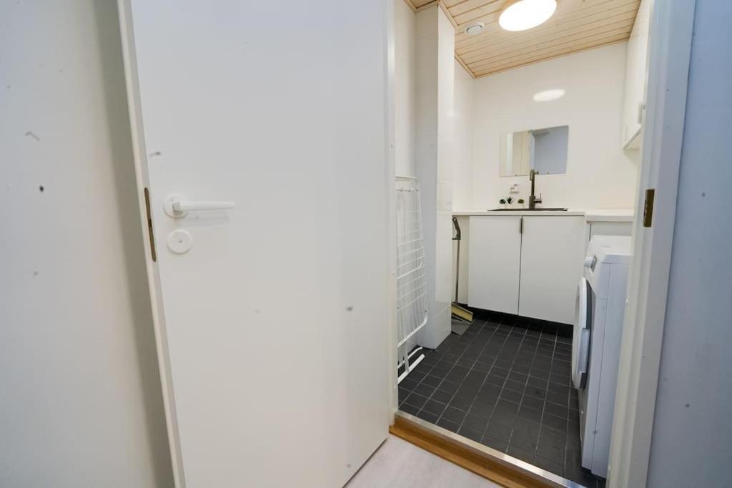 3H,K,P - Keskellae Tamperetta Kaunis Parvekkeellinen Uusittu Kolmio Appartement Buitenkant foto