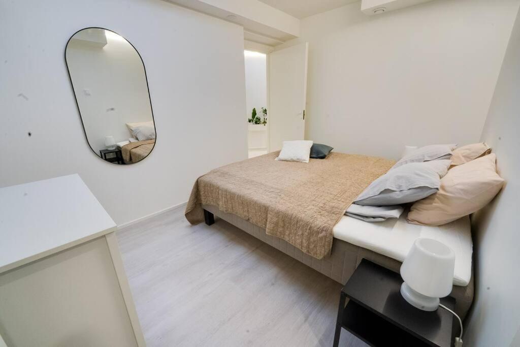 3H,K,P - Keskellae Tamperetta Kaunis Parvekkeellinen Uusittu Kolmio Appartement Buitenkant foto