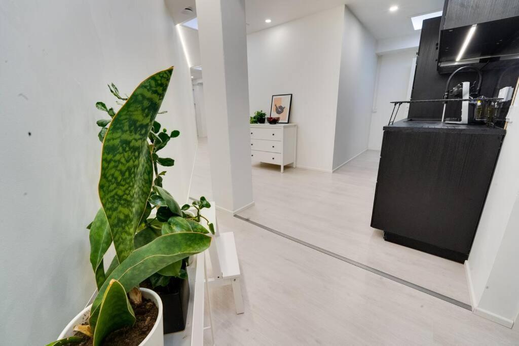 3H,K,P - Keskellae Tamperetta Kaunis Parvekkeellinen Uusittu Kolmio Appartement Buitenkant foto