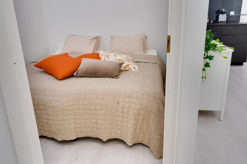 3H,K,P - Keskellae Tamperetta Kaunis Parvekkeellinen Uusittu Kolmio Appartement Buitenkant foto