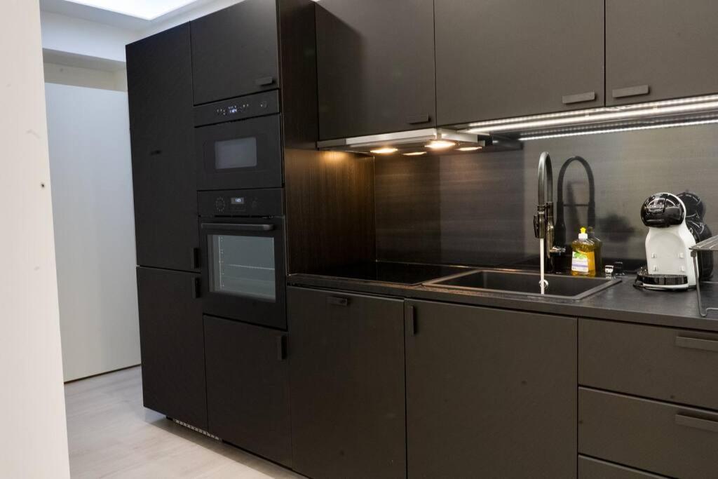 3H,K,P - Keskellae Tamperetta Kaunis Parvekkeellinen Uusittu Kolmio Appartement Buitenkant foto