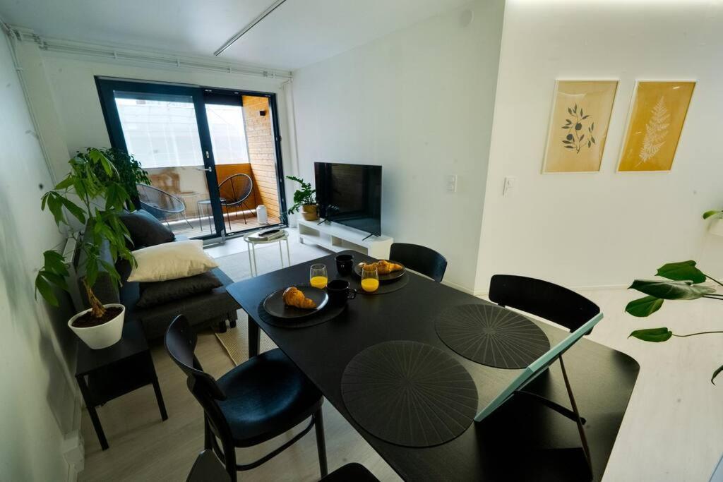 3H,K,P - Keskellae Tamperetta Kaunis Parvekkeellinen Uusittu Kolmio Appartement Buitenkant foto
